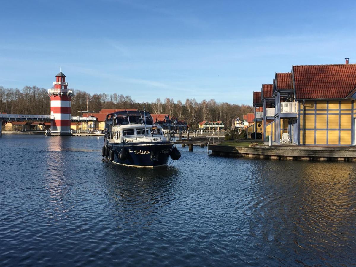 Ferienhaus Mit Bootssteg Am See In Rheinsberg Ngoại thất bức ảnh