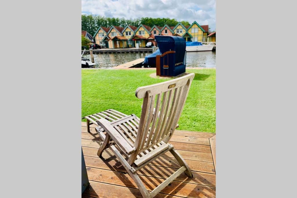 Ferienhaus Mit Bootssteg Am See In Rheinsberg Ngoại thất bức ảnh